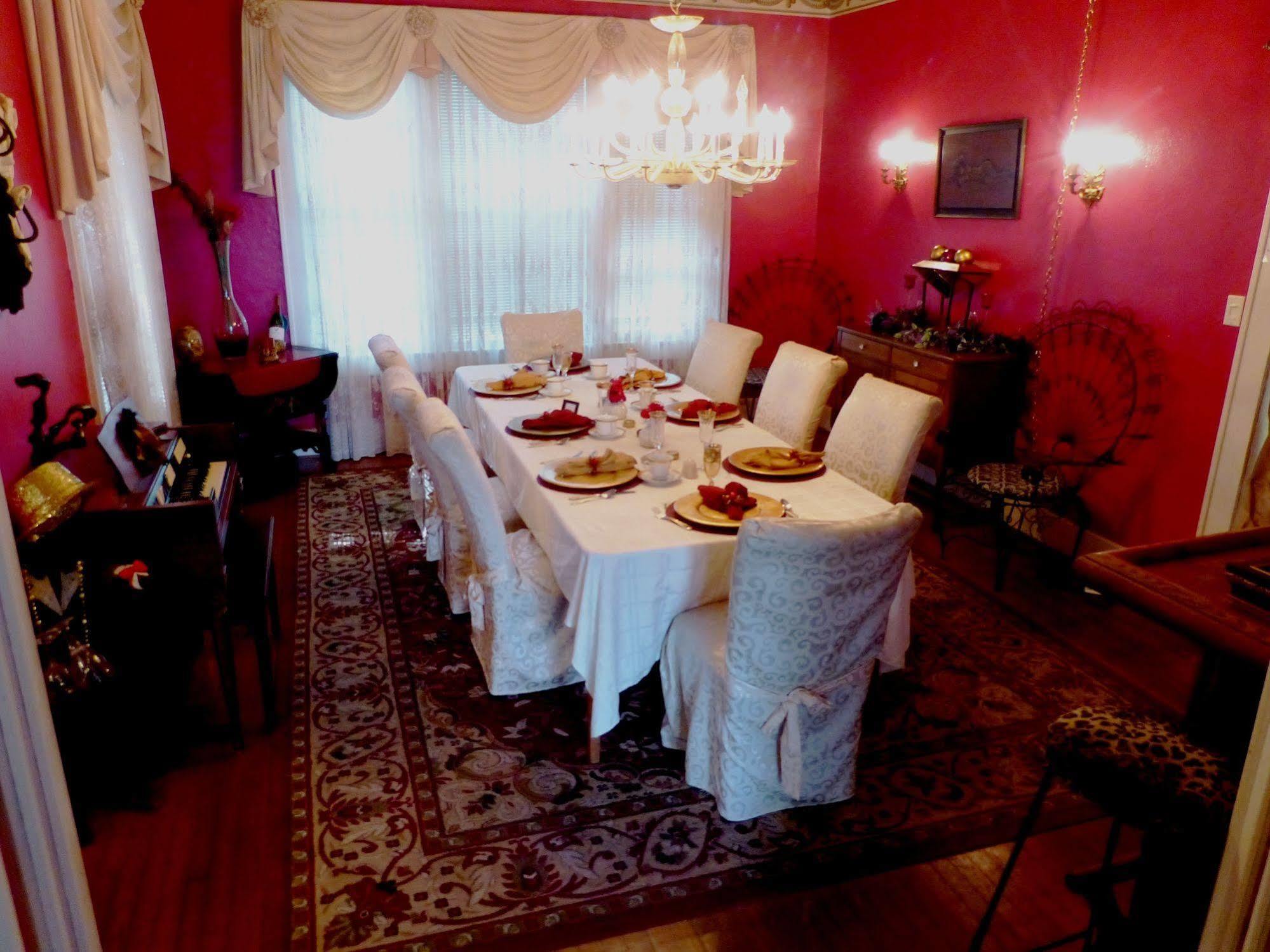 Avenue O Bed And Breakfast Галвестон Екстер'єр фото